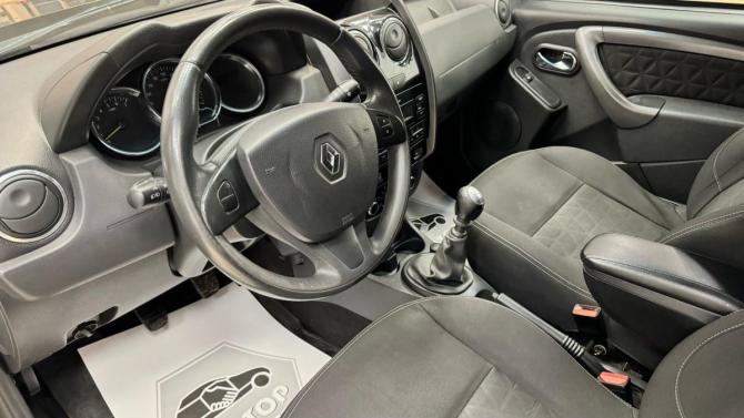 Renault Duster I Рестайлинг с пробегом 2015 года, цена 899 500 рублей, 206552 км, внедорожник, Автокод Объявления