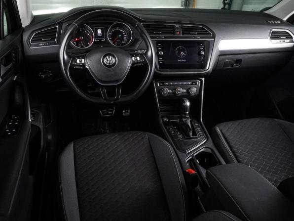 Volkswagen Tiguan II с пробегом 2018 года, цена 2 168 000 рублей, 157739 км, внедорожник, Автокод Объявления