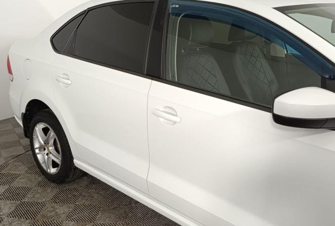 Volkswagen Polo V Рестайлинг с пробегом 2015 года, цена 900 000 рублей, 169395 км, седан, Автокод Объявления