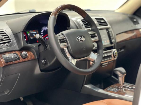 Kia Mohave I Рестайлинг с пробегом 2018 года, цена 2 949 000 рублей, 131297 км, внедорожник, Автокод Объявления