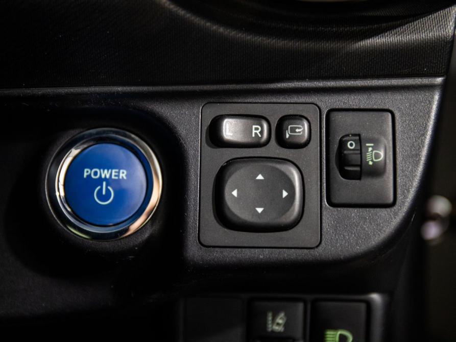 Toyota Aqua I Рестайлинг 2 Иркутск  - изображение 18