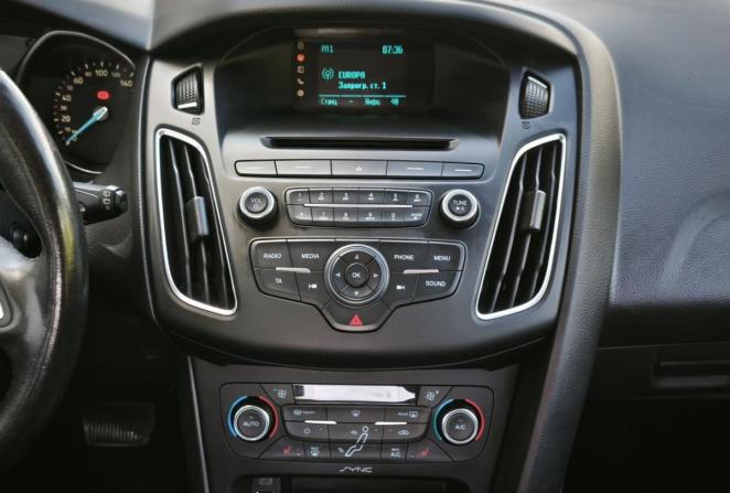 Ford Focus III Рестайлинг с пробегом 2015 года, цена 1 250 000 рублей, 92598 км, хэтчбек, Автокод Объявления