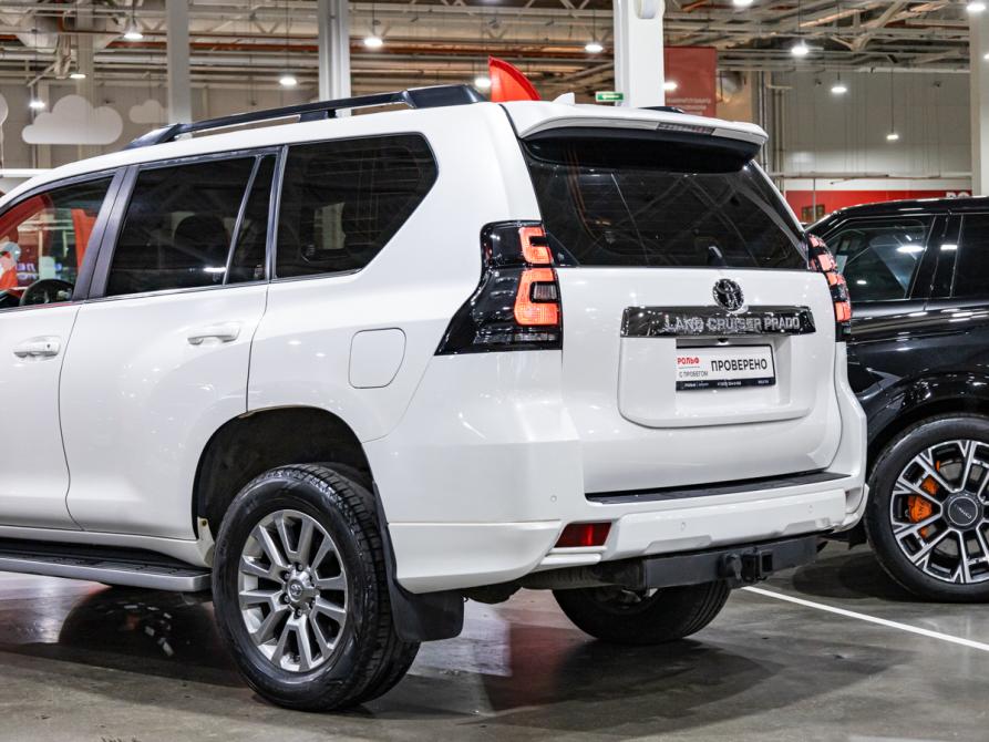 Toyota Land Cruiser Prado 150 Series Рестайлинг 2 Санкт-Петербург  - изображение 11