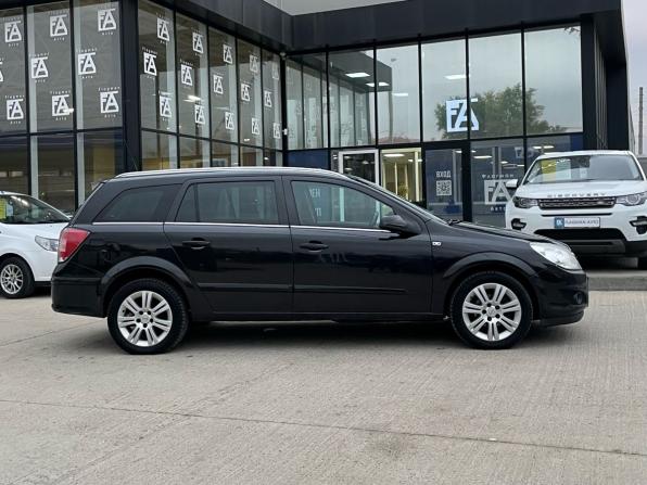 Opel Astra H Рестайлинг с пробегом 2012 года, цена 570 000 рублей, 310000 км, универсал, Автокод Объявления