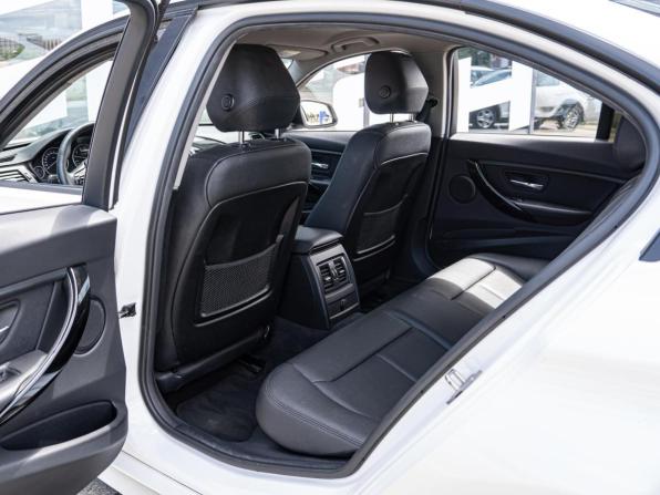BMW 3 серии VI (F3x) Рестайлинг с пробегом 2018 года, цена 2 199 000 рублей, 79864 км, седан, Автокод Объявления