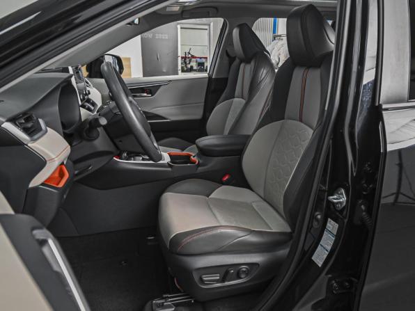 Toyota RAV4 V (XA50) с пробегом 2021 года, цена 4 169 000 рублей, 29204 км, внедорожник, Автокод Объявления