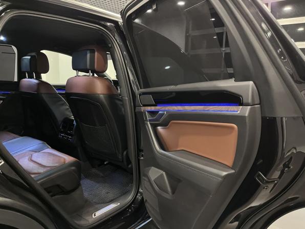 Volkswagen Touareg III с пробегом 2019 года, цена 4 999 000 рублей, 138501 км, внедорожник, Автокод Объявления