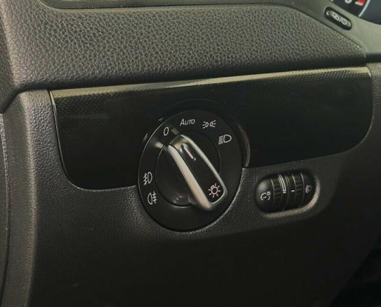 Volkswagen Jetta VI с пробегом 2014 года, цена 949 000 рублей, 235975 км, седан, Автокод Объявления