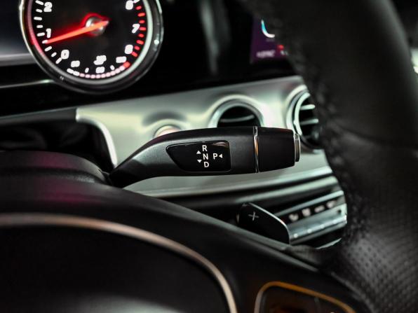 Mercedes-Benz E-Класс V (W213 S213 C238) с пробегом 2017 года, цена 2 500 000 рублей, 184719 км, седан, Автокод Объявления