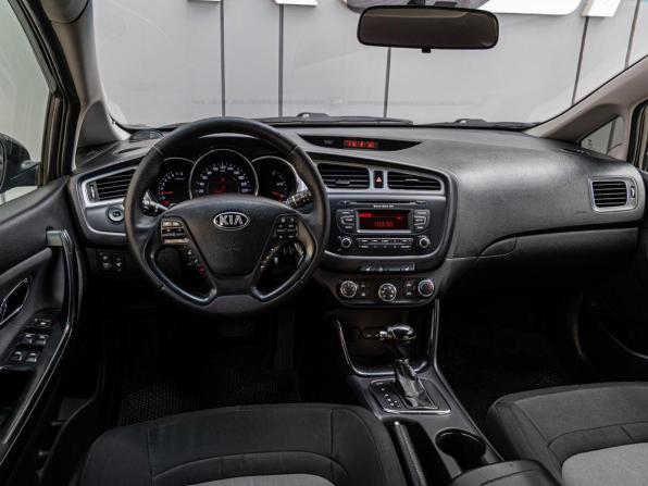 Kia Ceed II с пробегом 2013 года, цена 1 040 000 рублей, 204714 км, хэтчбек, Автокод Объявления