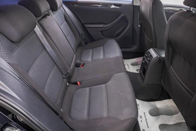 Volkswagen Jetta VI Рестайлинг с пробегом 2014 года, цена 1 099 000 рублей, 188000 км, седан, Автокод Объявления