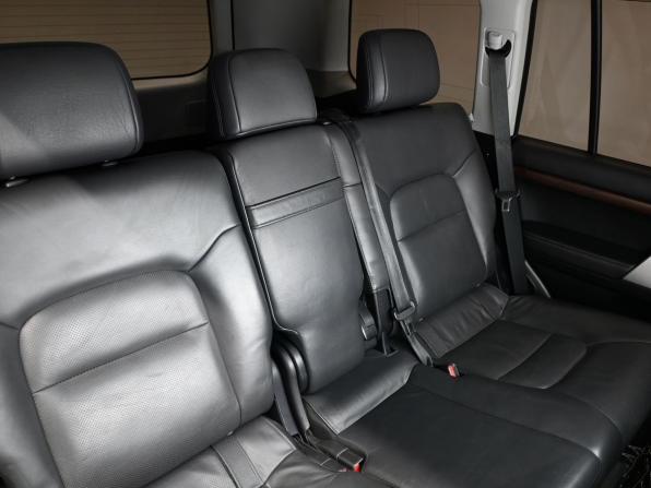 Toyota Land Cruiser 200 Series Рестайлинг 2 с пробегом 2021 года, цена 6 450 000 рублей, 216151 км, внедорожник, Автокод Объявления