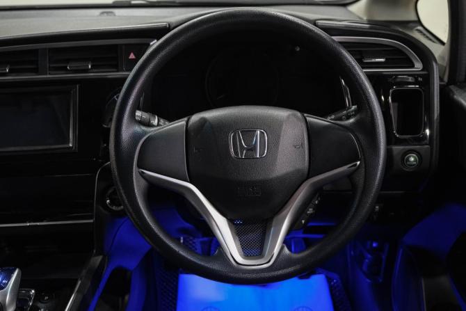Honda Shuttle II с пробегом 2015 года, цена 1 099 000 рублей, 148000 км, универсал, Автокод Объявления