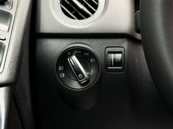 Volkswagen Tiguan I Рестайлинг с пробегом 2012 года, цена 1 399 000 рублей, 235421 км, внедорожник, Автокод Объявления