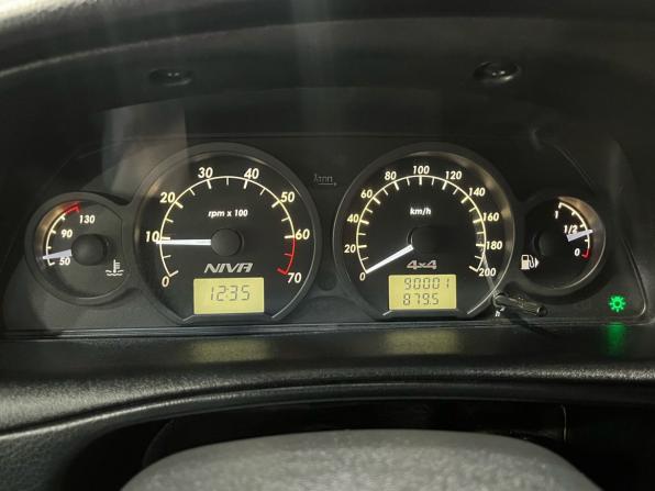 Chevrolet Niva I Рестайлинг с пробегом 2017 года, цена 775 000 рублей, 89986 км, внедорожник, Автокод Объявления