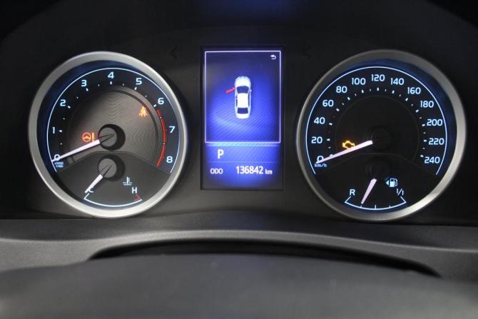 Toyota Corolla XI (E160 E170 E180) Рестайлинг 1 с пробегом 2017 года, цена 1 529 000 рублей, 136676 км, седан, Автокод Объявления