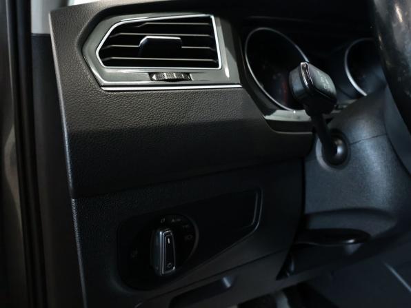 Volkswagen Tiguan II Рестайлинг с пробегом 2021 года, цена 2 230 000 рублей, 129490 км, внедорожник, Автокод Объявления
