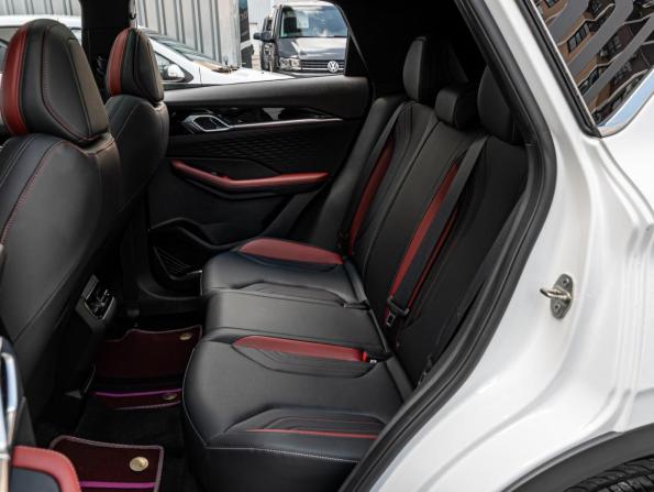 Geely Coolray I Рестайлинг с пробегом 2023 года, цена 2 295 000 рублей, 12401 км, внедорожник, Автокод Объявления