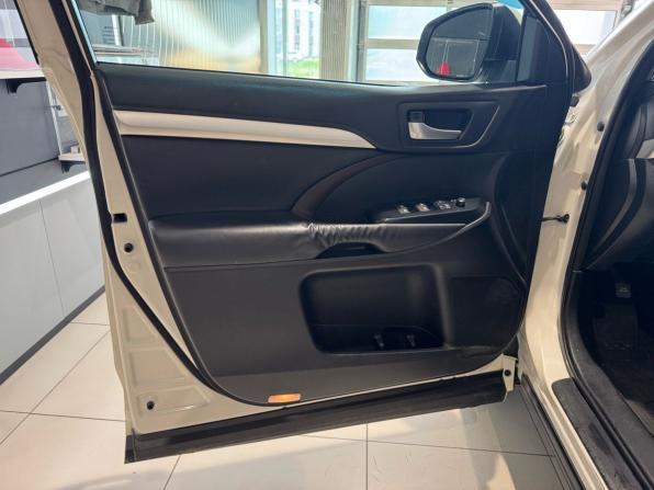 Toyota Highlander III (XU50) с пробегом 2014 года, цена 2 549 000 рублей, 278000 км, внедорожник, Автокод Объявления