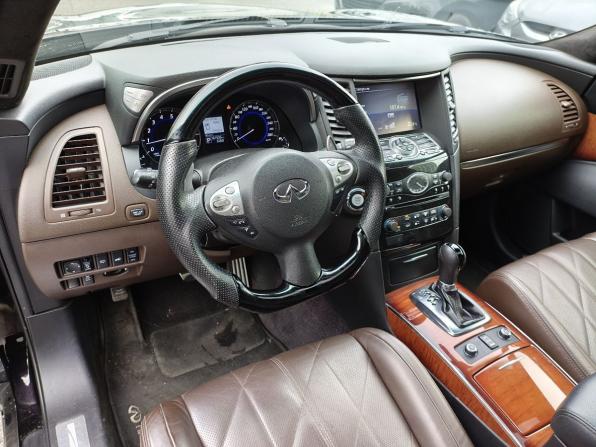 Infiniti QX70 с пробегом 2015 года, цена 1 899 000 рублей, 161000 км, внедорожник, Автокод Объявления