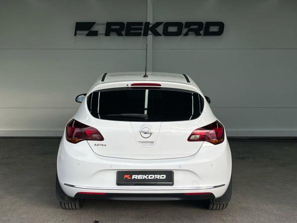 Opel Astra J с пробегом 2012 года, цена 809 000 рублей, 166675 км, хэтчбек, Автокод Объявления