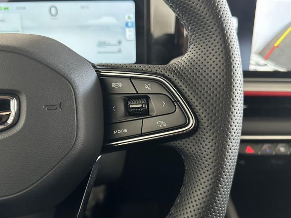 Geely Coolray I Рестайлинг с пробегом 2024 года, цена 2 190 000 рублей, 10752 км, внедорожник, Автокод Объявления