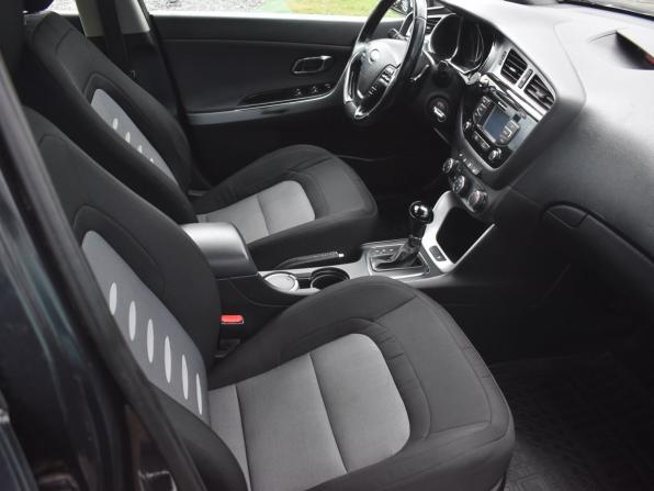 Kia Ceed II с пробегом 2013 года, цена 925 000 рублей, 215747 км, универсал, Автокод Объявления