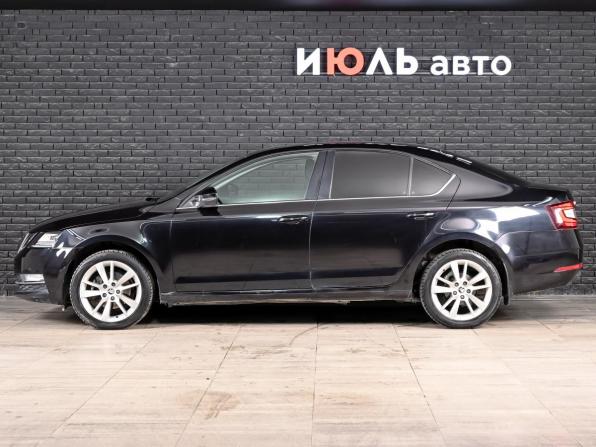 Skoda Octavia III (A7) Рестайлинг с пробегом 2017 года, цена 1 850 000 рублей, 139799 км, лифтбек, Автокод Объявления