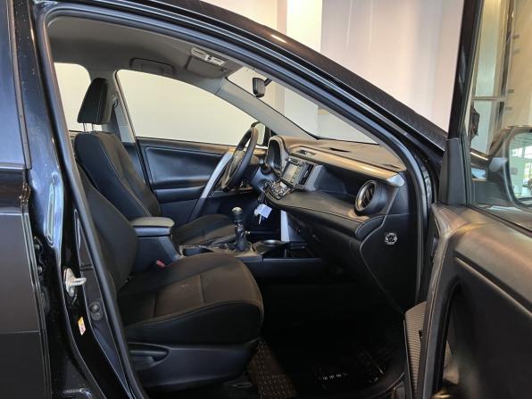 Toyota RAV4 IV (XA40) с пробегом 2015 года, цена 1 900 000 рублей, 240886 км, внедорожник, Автокод Объявления
