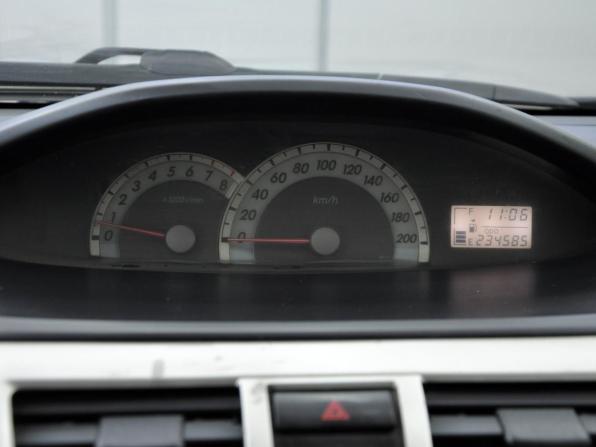 Toyota Yaris II с пробегом 2007 года, цена 685 000 рублей, 235000 км, седан, Автокод Объявления