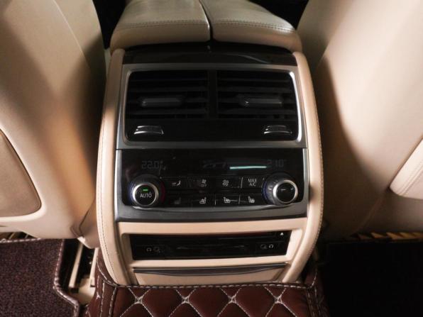 BMW 7 серии VI (G11/G12) с пробегом 2015 года, цена 3 565 000 рублей, 131521 км, седан, Автокод Объявления