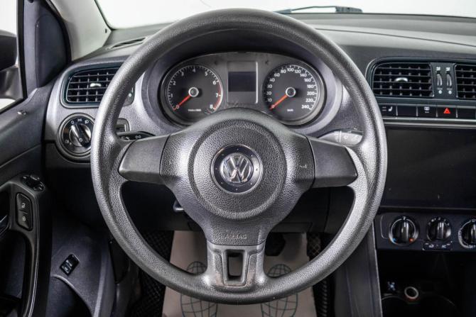 Volkswagen Polo V с пробегом 2012 года, цена 649 000 рублей, 217300 км, седан, Автокод Объявления