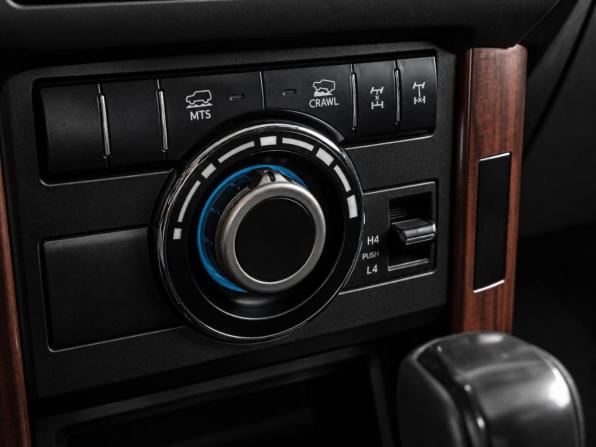 Toyota Land Cruiser Prado 150 Series Рестайлинг 1 с пробегом 2014 года, цена 3 649 000 рублей, 205003 км, внедорожник, Автокод Объявления