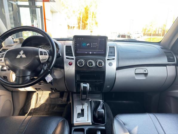 Mitsubishi Pajero Sport II Рестайлинг с пробегом 2013 года, цена 2 200 000 рублей, 184414 км, внедорожник, Автокод Объявления