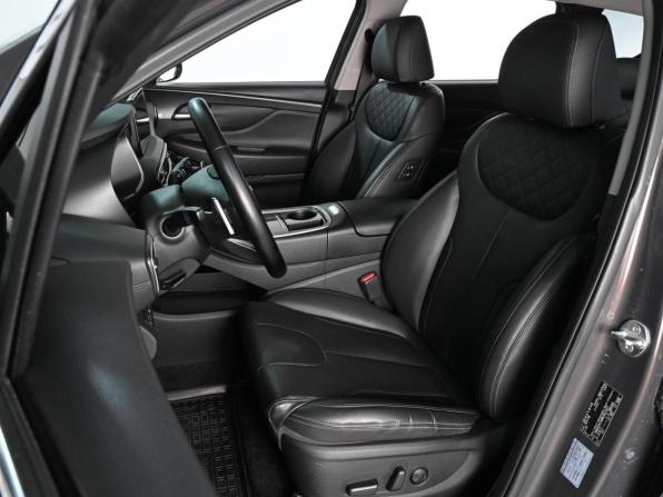 Hyundai Santa Fe IV Рестайлинг с пробегом 2021 года, цена 3 689 000 рублей, 60816 км, внедорожник, Автокод Объявления