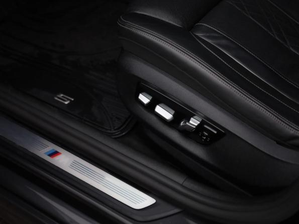 BMW 5 серии VII (G30/G31/G38) с пробегом 2017 года, цена 3 799 000 рублей, 97914 км, седан, Автокод Объявления