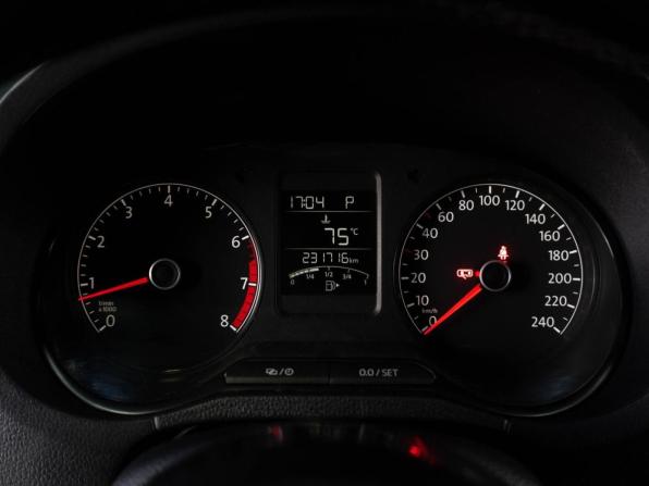 Volkswagen Polo V Рестайлинг с пробегом 2016 года, цена 969 000 рублей, 231716 км, седан, Автокод Объявления
