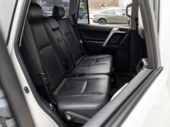 Toyota Land Cruiser Prado 150 Series Рестайлинг 3 с пробегом 2021 года, цена 6 410 000 рублей, 111045 км, внедорожник, Автокод Объявления