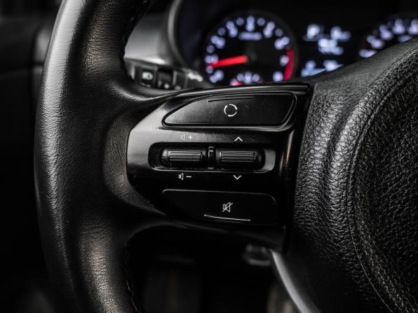Kia Rio IV с пробегом 2018 года, цена 1 139 000 рублей, 75749 км, хэтчбек, Автокод Объявления