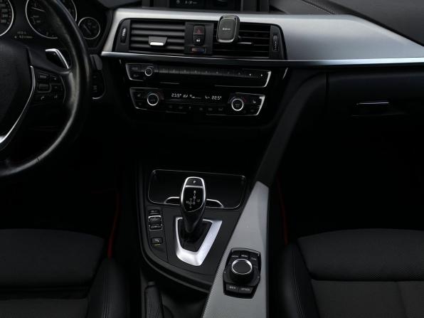 BMW 3 серии VI (F3x) Рестайлинг с пробегом 2019 года, цена 2 599 000 рублей, 145722 км, седан, Автокод Объявления