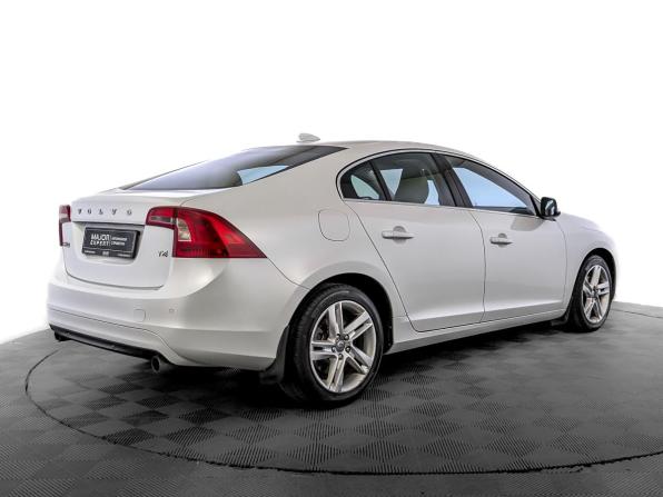 Volvo S60 II Рестайлинг с пробегом 2014 года, цена 1 715 000 рублей, 114730 км, седан, Автокод Объявления