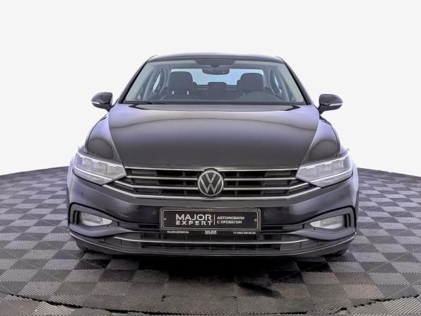 Volkswagen Passat B8 Рестайлинг с пробегом 2021 года, цена 2 470 000 рублей, 90268 км, седан, Автокод Объявления