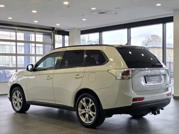 Mitsubishi Outlander III с пробегом 2013 года, цена 1 242 000 рублей, 195498 км, внедорожник, Автокод Объявления