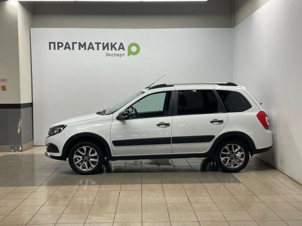 Lada (ВАЗ) Granta I Рестайлинг с пробегом 2022 года, цена 870 000 рублей, 55600 км, универсал, Автокод Объявления