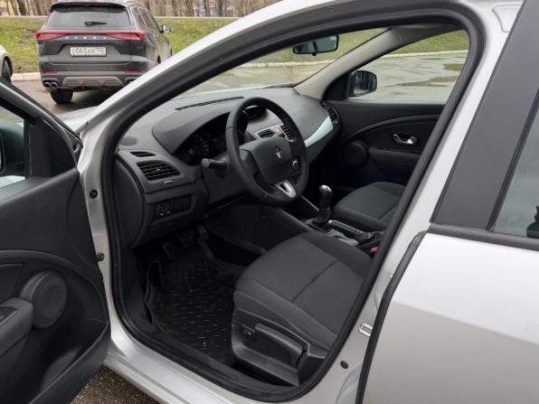 Renault Fluence I с пробегом 2011 года, цена 770 000 рублей, 114000 км, седан, Автокод Объявления
