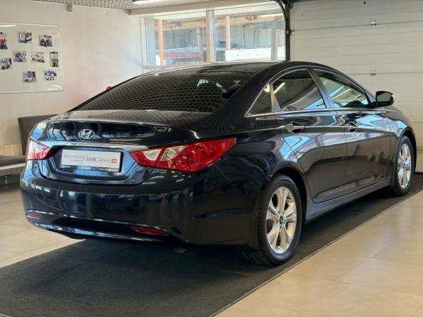 Hyundai Sonata VI (YF) с пробегом 2011 года, цена 1 058 000 рублей, 238341 км, седан, Автокод Объявления