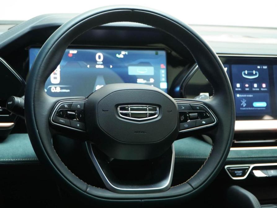 Geely Monjaro I Москва  - изображение 13