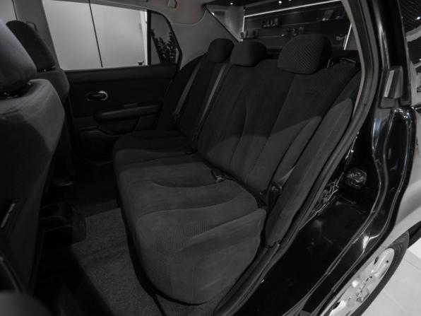 Nissan Tiida I Рестайлинг с пробегом 2010 года, цена 675 000 рублей, 214799 км, седан, Автокод Объявления