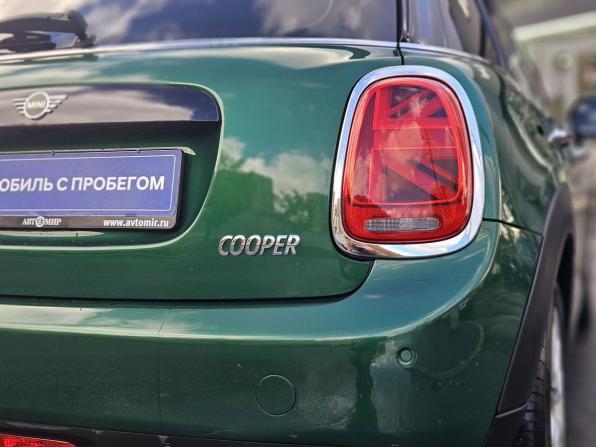 Mini Hatch III (F55/F56) Рестайлинг с пробегом 2019 года, цена 2 050 000 рублей, 59270 км, хэтчбек, Автокод Объявления