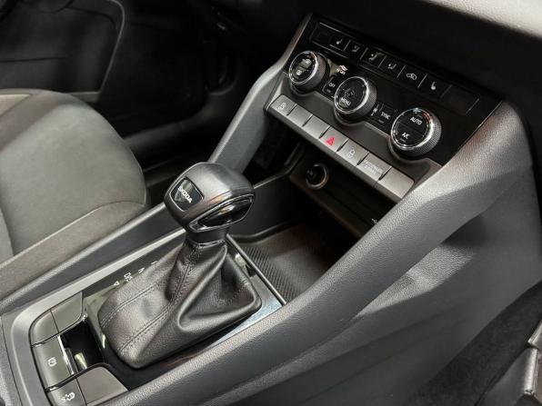 Skoda Karoq I с пробегом 2020 года, цена 2 569 900 рублей, 53500 км, внедорожник, Автокод Объявления